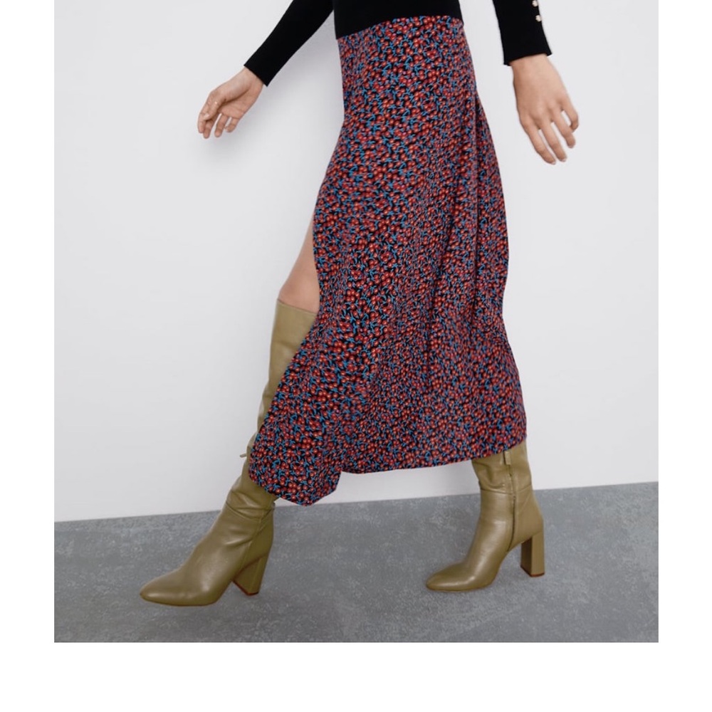 Zara FLORAL PRINT SKIRT WITH VENTS